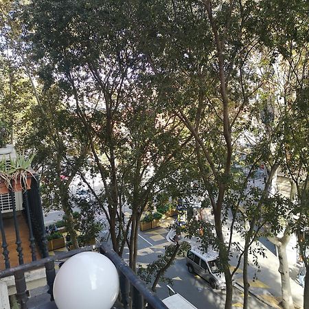 Aparteasy - Family Sant Antoni Apt. Barcelona Exterior foto
