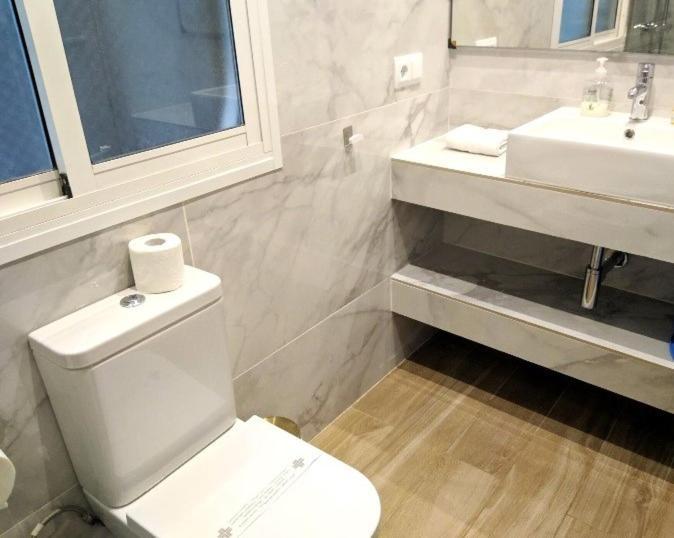 Aparteasy - Family Sant Antoni Apt. Barcelona Exterior foto